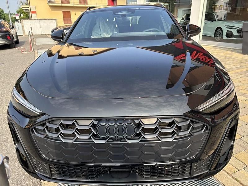 Nuova Audi A5 S-Line 204 CV (150 kW) 2025 Viola Station wagon