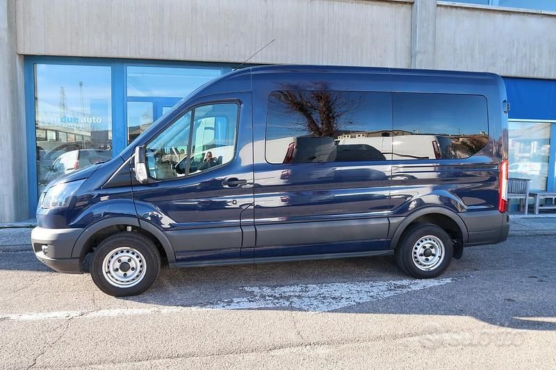 Usata Ford Transit Trend 131 CV (96 kW) 2019 Blu Station wagon