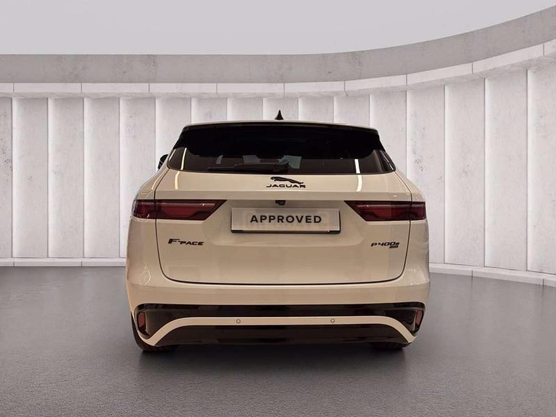 Usata Jaguar F-Pace R-Dynamic 404 CV (297 kW) 2023 Bianco SUV