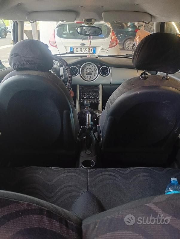 Begagnad Mini Cooper 2003 Grön Halvkombi