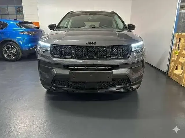 Usata Jeep Compass Night Eagle 140 CV (102 kW) 2023 Grigio SUV