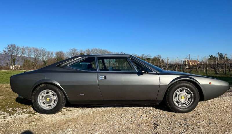 Grigio Usata 1976 Ferrari Dino GT4 Coupé | 45.500 € - Immagine 1/4