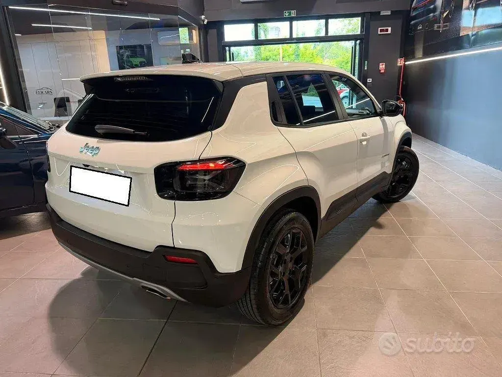 Gebraucht Jeep Avenger Altitude 101 PS (74 kW) 2023 Weiß SUV