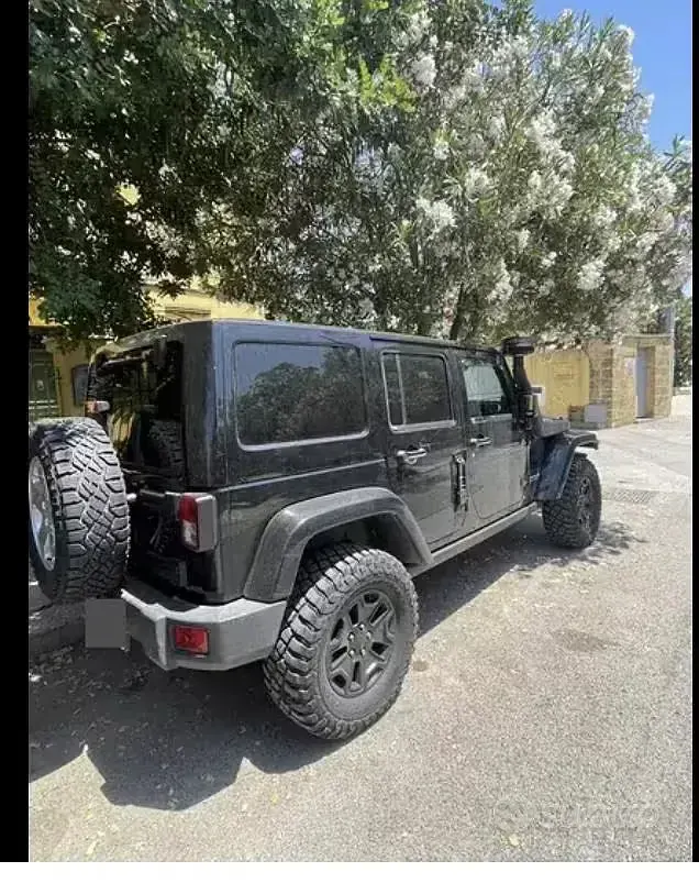 Usata Jeep Wrangler 200 CV (147 kW) 2012 Nero SUV
