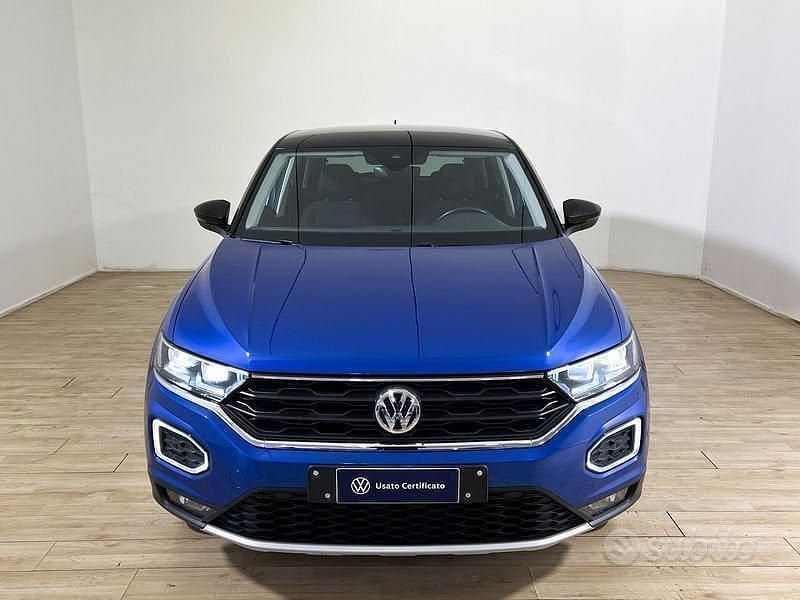 Usata VW T-Roc Style 116 CV (85 kW) 2018 Blu ravenna SUV
