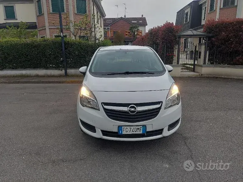 Usata Opel Meriva 120 CV (88 kW) 2017 Bianco Monovolume