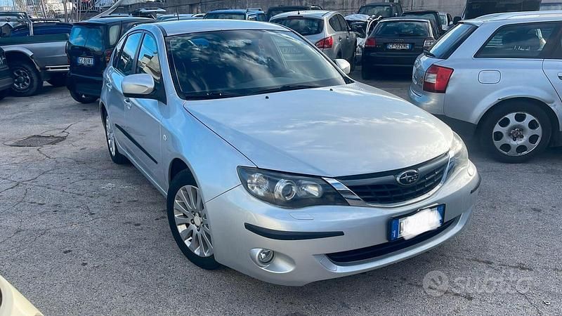 Usata Subaru Impreza 160 CV (117 kW) 2007 Grigio Berlina