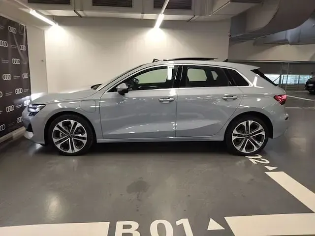 Nuova Audi A3 Advanced Plus 204 CV (150 kW) 2025 Grigio freccia perla Berlina