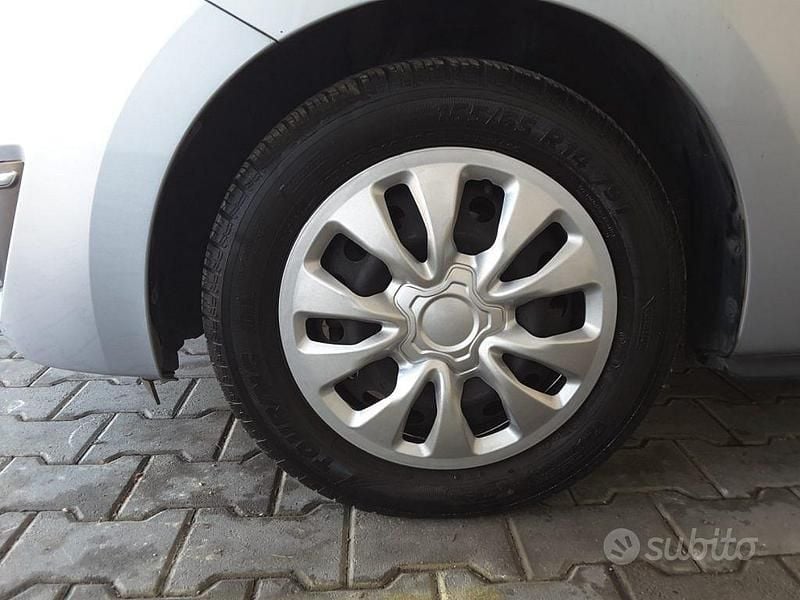 Usata Mitsubishi Space Star Invite 71 CV (52 kW) 2019 Argento Berlina