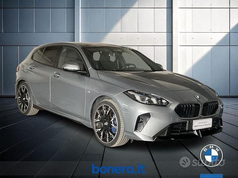 Usata BMW 120 M Sport 163 CV (119 kW) 2025 Grigio Utilitaria