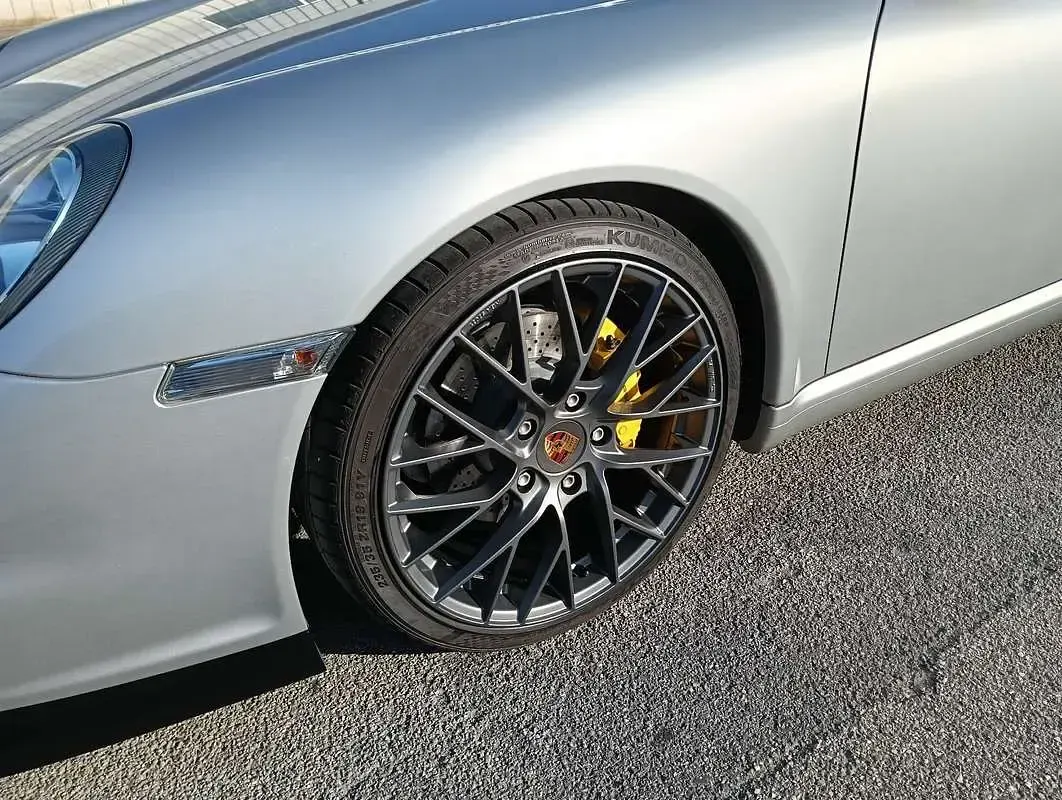 Usata Porsche 997 325 CV (239 kW) 2005 Argento Coupé