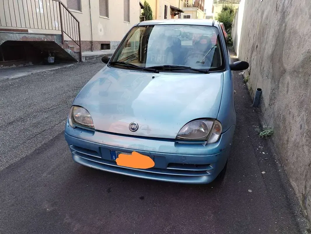 Usata Fiat 600 54 CV (39 kW) 2006 Utilitaria