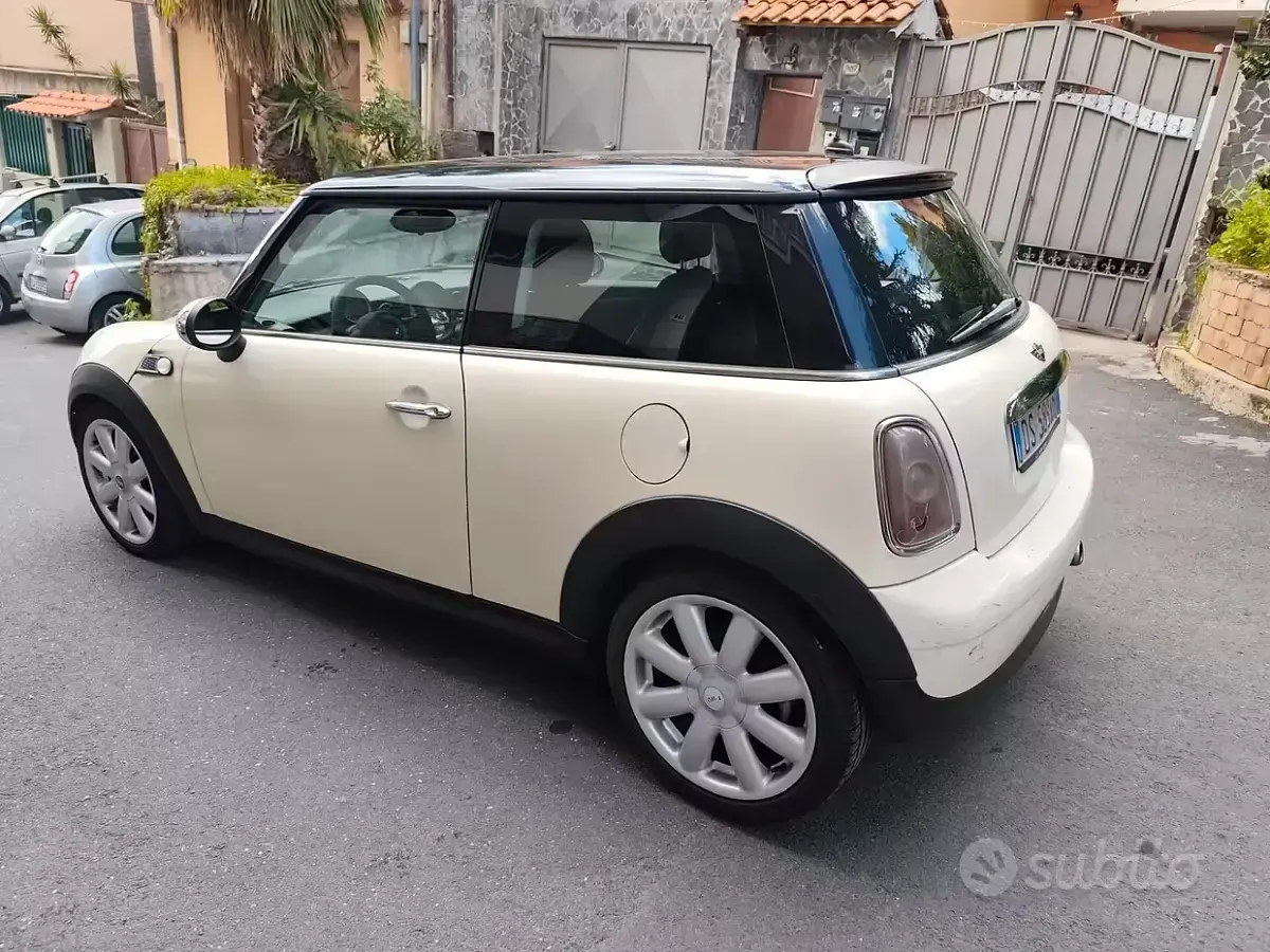 Occasion Mini Cooper D 109 ch (80 kW) 2010 Beige Citadine