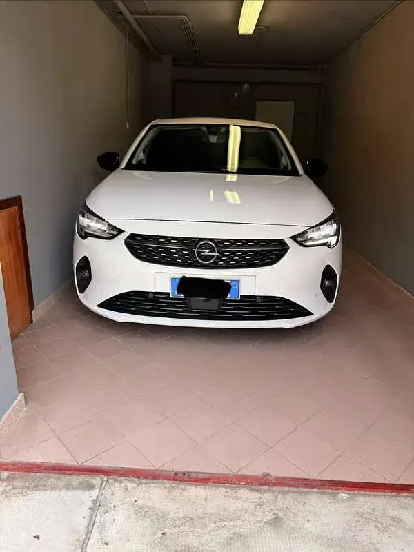 Usata Opel Corsa Elegance 75 CV (55 kW) 2021 Bianco Utilitaria