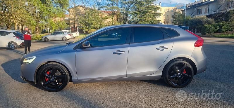 Usata Volvo V40 Business Edition 120 CV (88 kW) 2019 Berlina