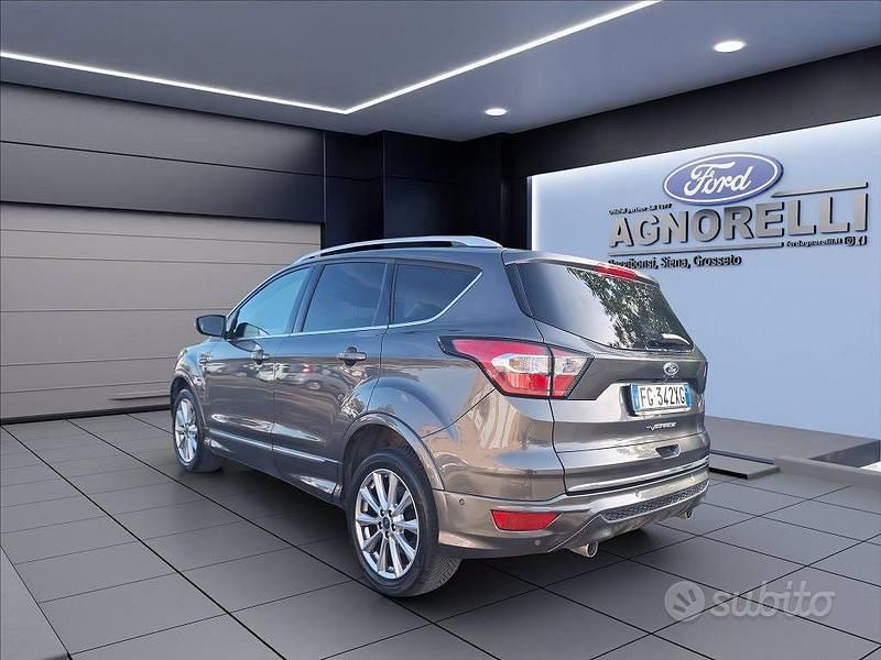 Usata Ford Kuga Vignale 150 CV (110 kW) 2017 Grigio SUV
