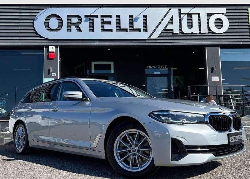 Usata BMW 520 190 CV (139 kW) 2021 Argento Station wagon