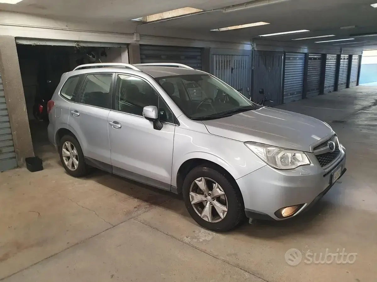 Usata Subaru Forester Trend 147 CV (108 kW) 2014 Grigio SUV