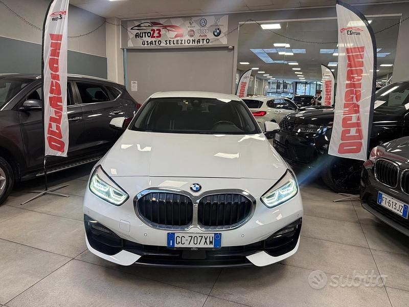Usata BMW 116 Sport Line 116 CV (85 kW) 2020 Bianco Utilitaria