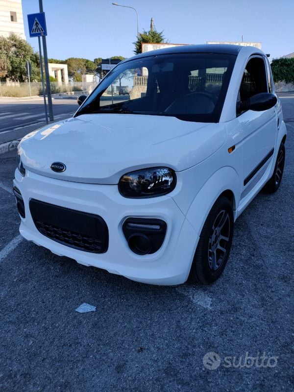 Bianco Usata 2021 Microcar Dué Due volumi | 8000 € (Buon prezzo) - Immagine 1/4