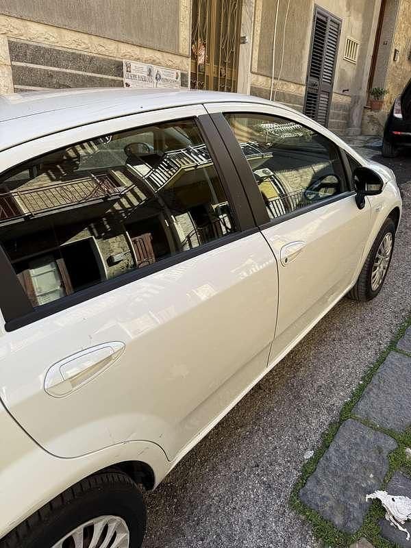 Usata Fiat Grande Punto S 75 CV (55 kW) 2013 Utilitaria