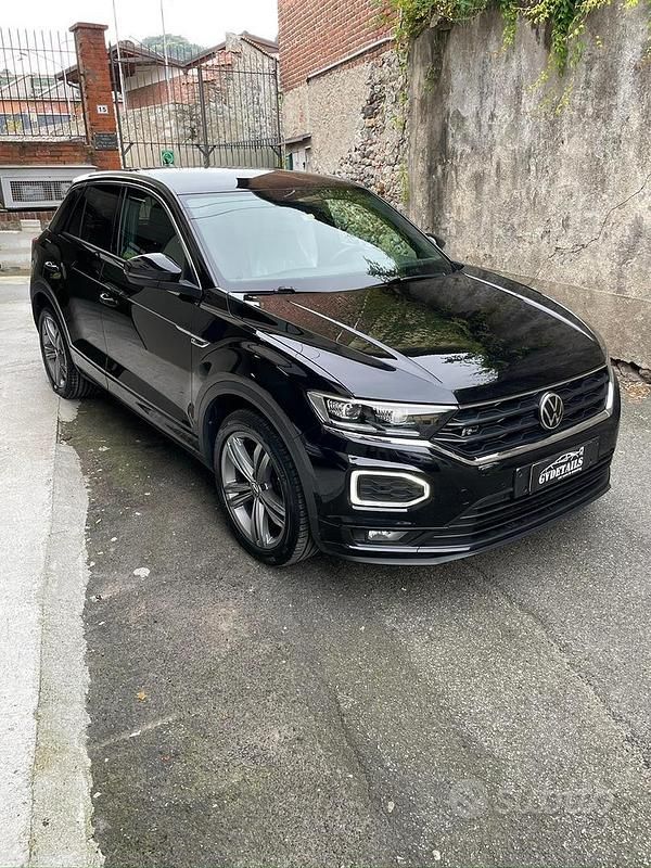 Usata VW T-Roc 150 CV (110 kW) 2021 Nero SUV