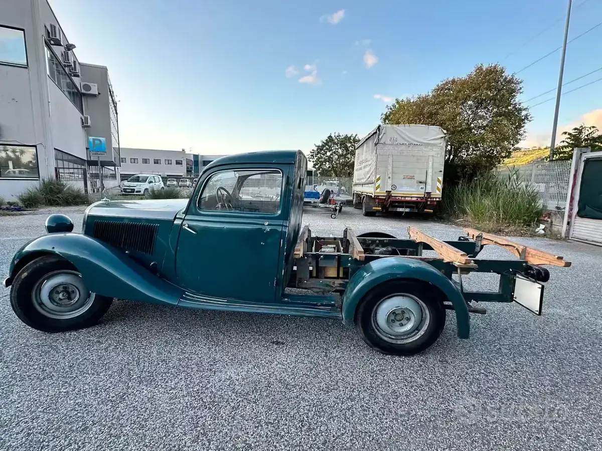 Occasion Mercedes 170 100 ch (73 kW) 1950 Bleue Pick-up