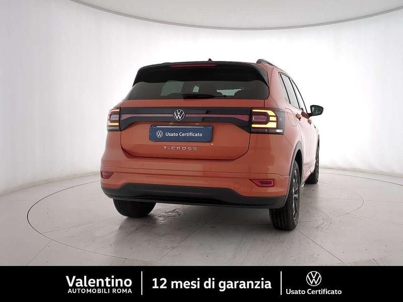 Usata VW T-Cross R-line 110 CV (80 kW) 2023 Arancione SUV