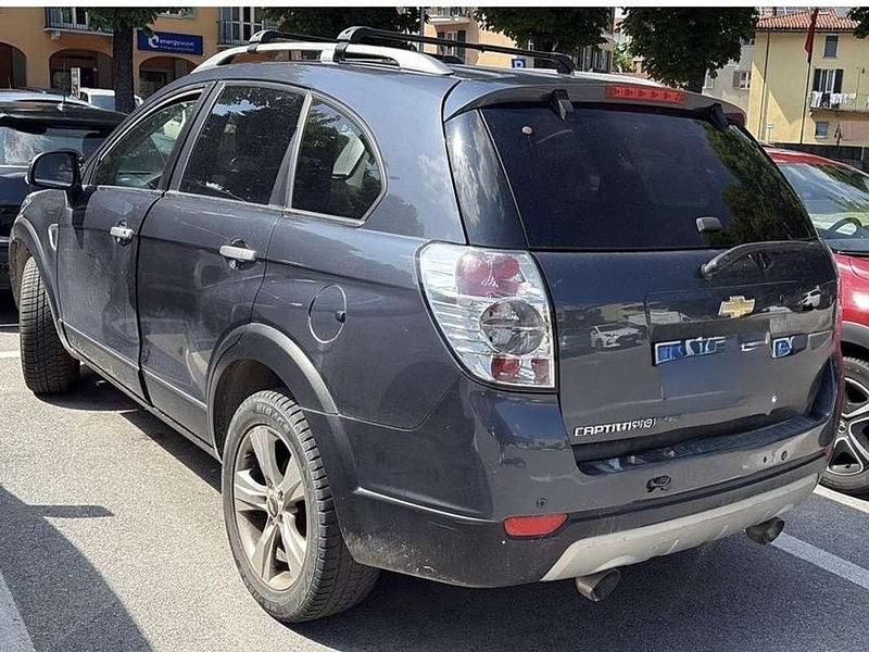 Usata Chevrolet Captiva LT 150 CV (110 kW) 2008 Blu/azzurro SUV