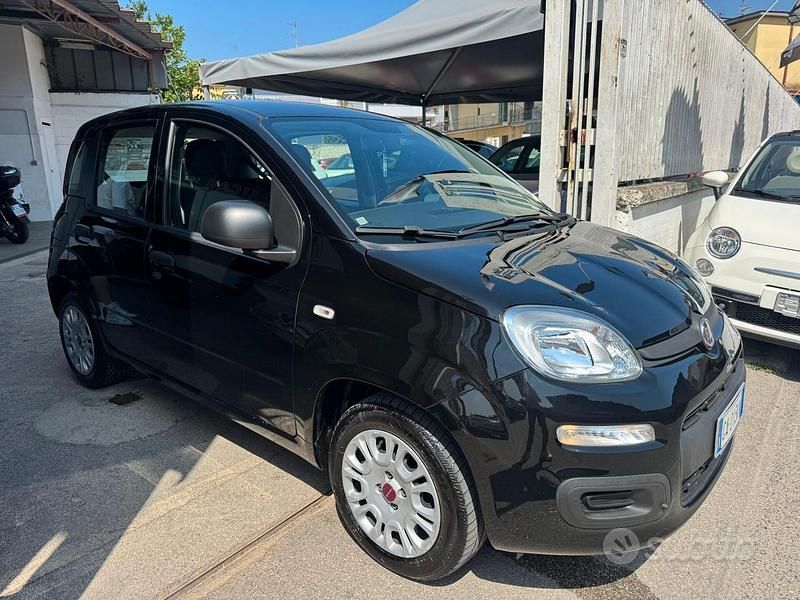 Usata Fiat Panda Easy 69 CV (50 kW) 2020 Nero Berlina