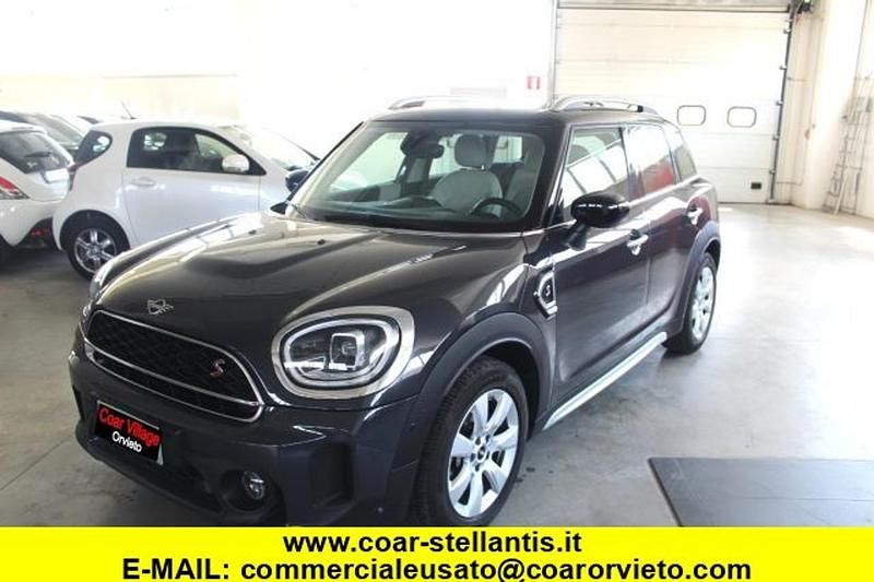 Grigio Usata 2021 Mini Cooper Countryman Business SUV | 29.500 € (Molto cara) - Immagine 1/4