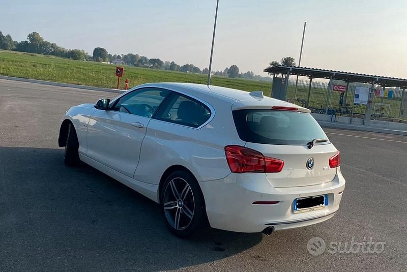 Usata BMW 116 Efficient Dynamics 2015 Utilitaria