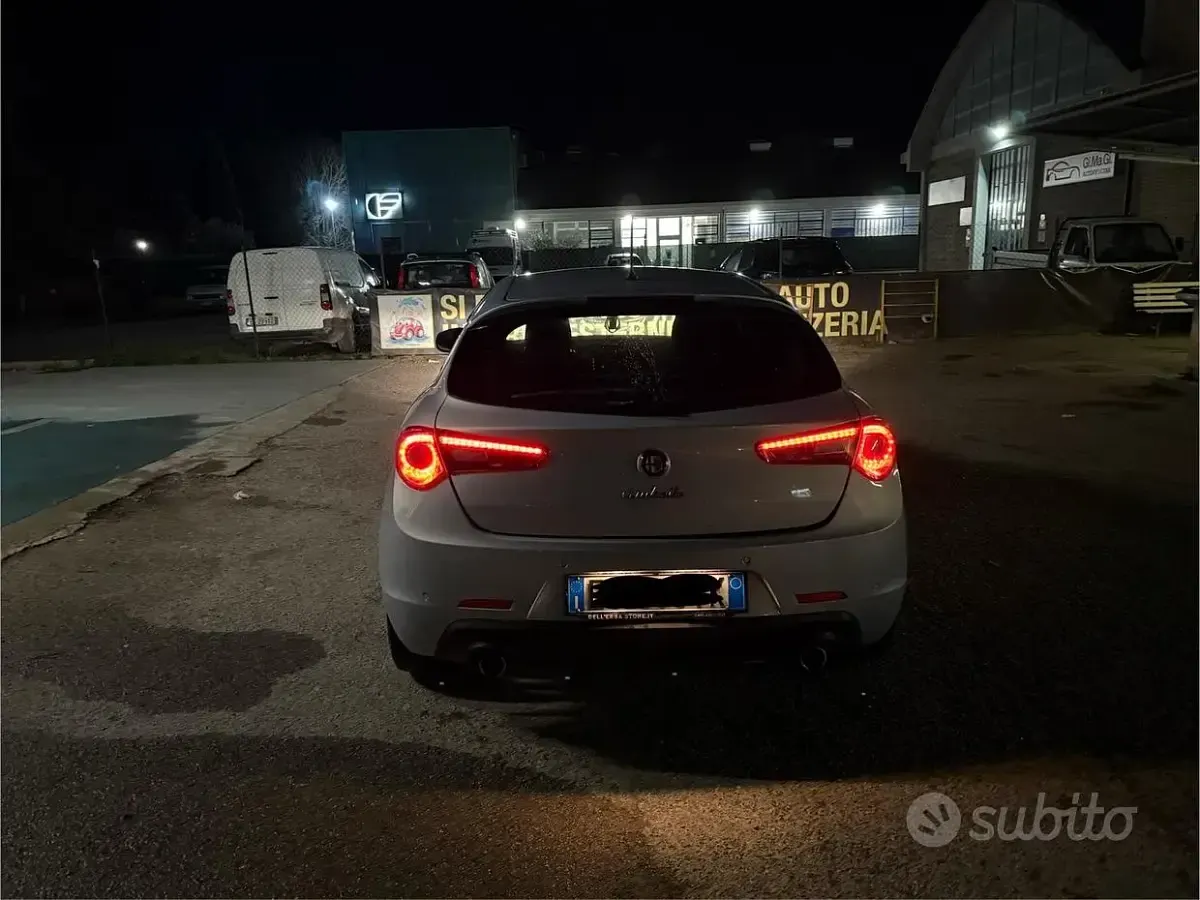Usata Alfa Romeo Giulietta 150 CV (110 kW) 2013 Utilitaria