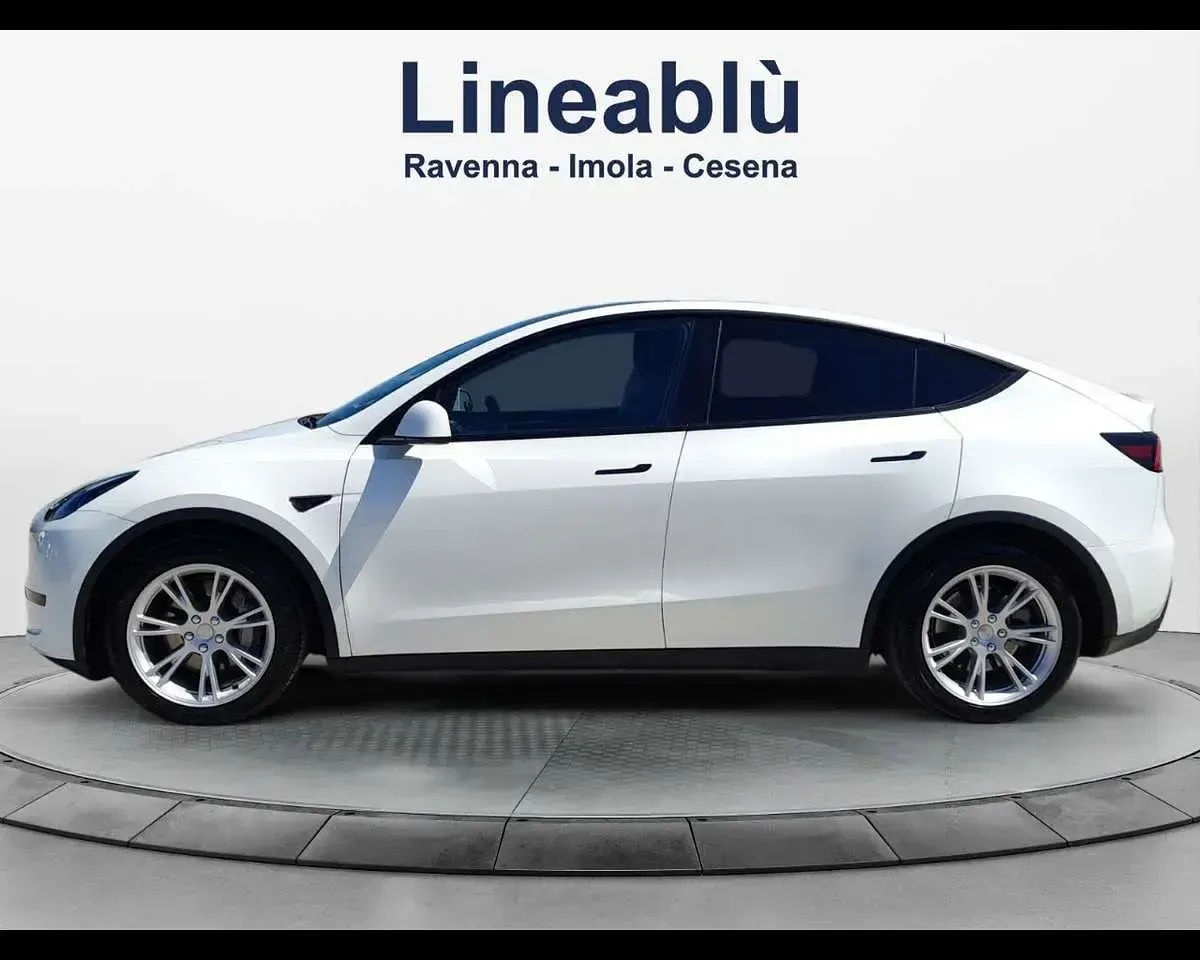 Occasion Tesla Model Y RWD 88 kW (120 ch) 2023 Blanc SUV