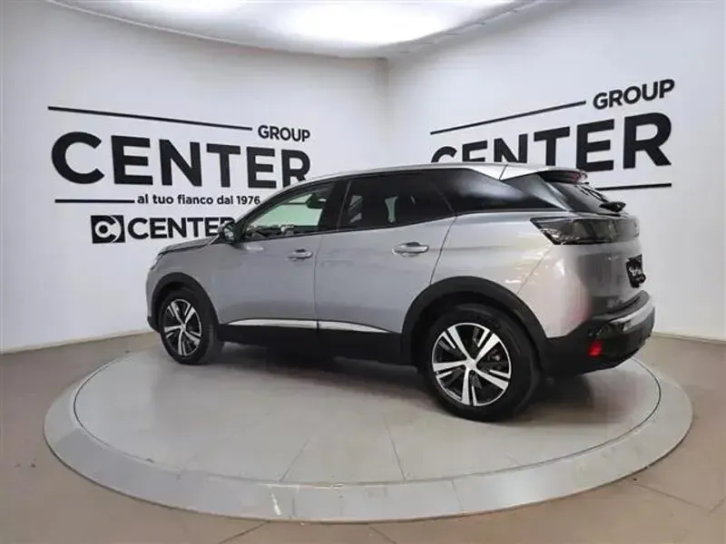 Usata Peugeot 3008 Allure 131 CV (96 kW) 2022 Grigio Monovolume