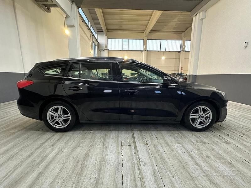 Gebraucht Ford Focus Business Edition 120 PS (88 kW) 2021 Schwarz Kombi