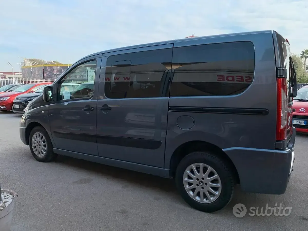 Usata Citroën Jumpy Seduction 128 CV (94 kW) 2015 Grigio Monovolume