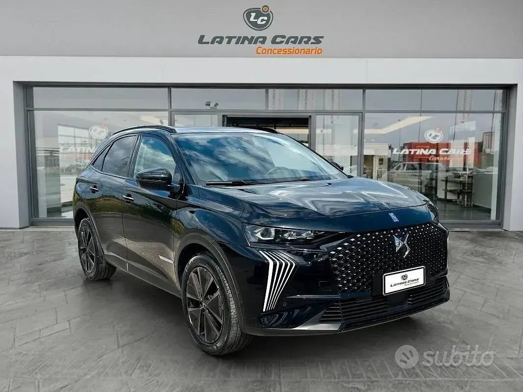 Begagnad DS Automobiles DS7 Crossback 131 HK (96 kW) 2024 Svart SUV
