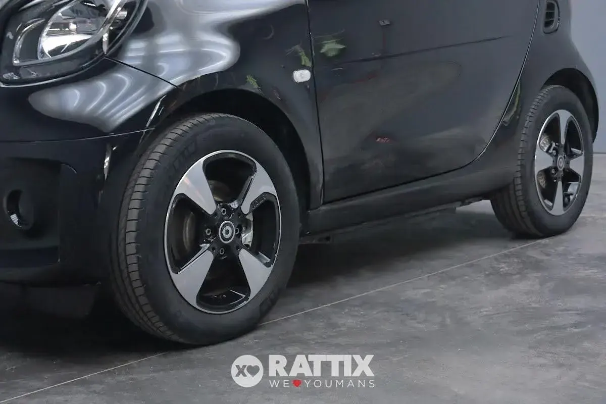 Usata Smart ForTwo Electric Drive Passion 40 kW (55 CV) 2023 Nero