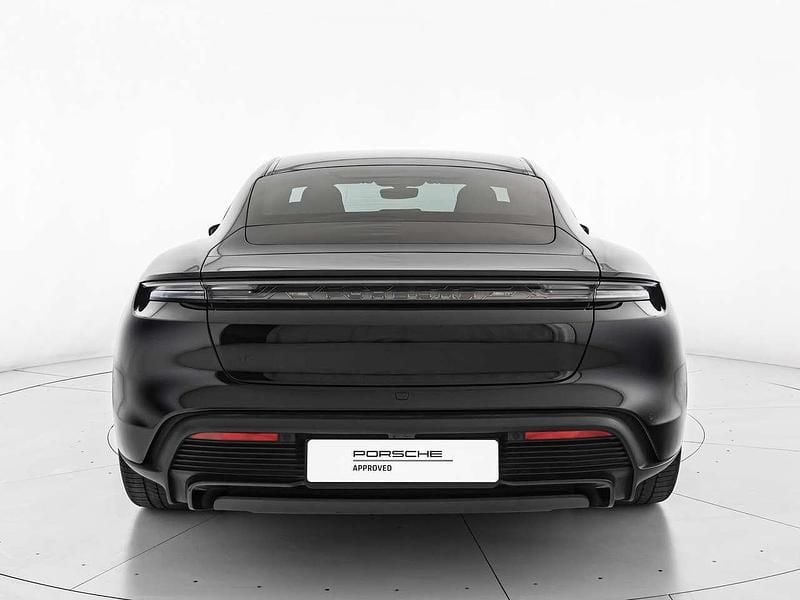 Usata Porsche Taycan Performance Package 130 kW (177 CV) 2024 Nero jet metallizzato Berlina