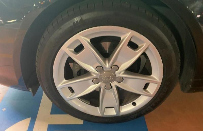 Usata Audi A3 Ambition 104 CV (76 kW) 2010 Nero Utilitaria