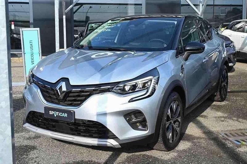 Usata Renault Captur Techno 91 CV (66 kW) 2024 Grigio SUV