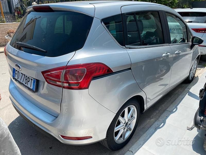 Usata Ford B-MAX 100 CV (73 kW) 2017 Monovolume