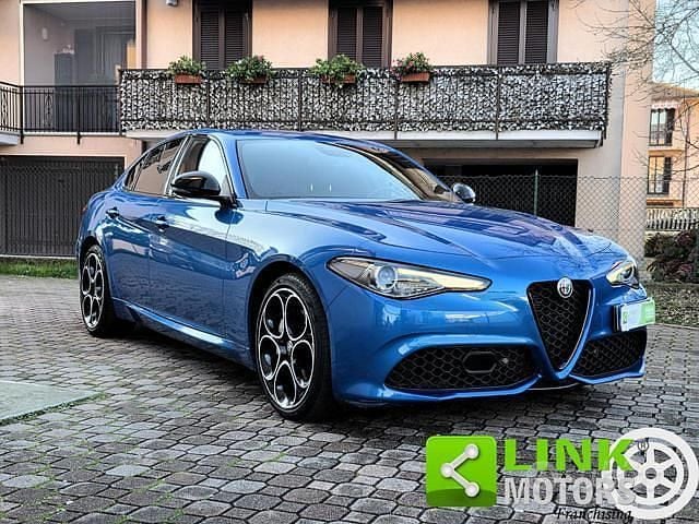 Blu Usata 2023 Alfa Romeo Giulia Veloce Tre volumi | 36.700 € (Super prezzo) - Immagine 1/4