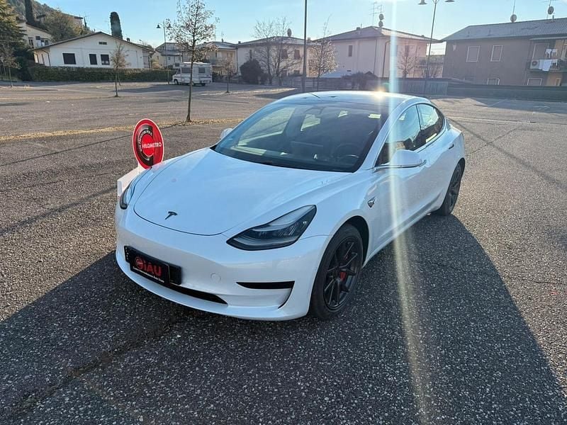 Usata Tesla Model 3 Standard Range 239 kW (325 CV) 2019 Bianco Berlina