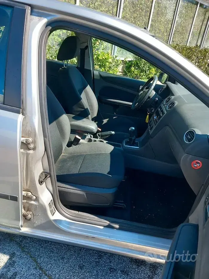 Usata Ford Focus 2006 Grigio Berlina
