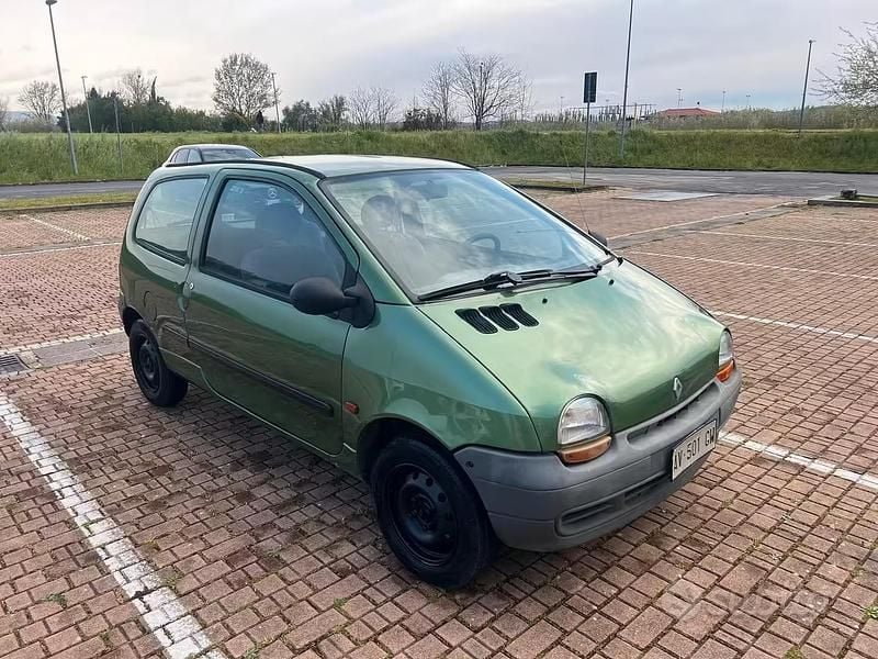 Usata Renault Twingo 58 CV (42 kW) 1998 Verde Utilitaria