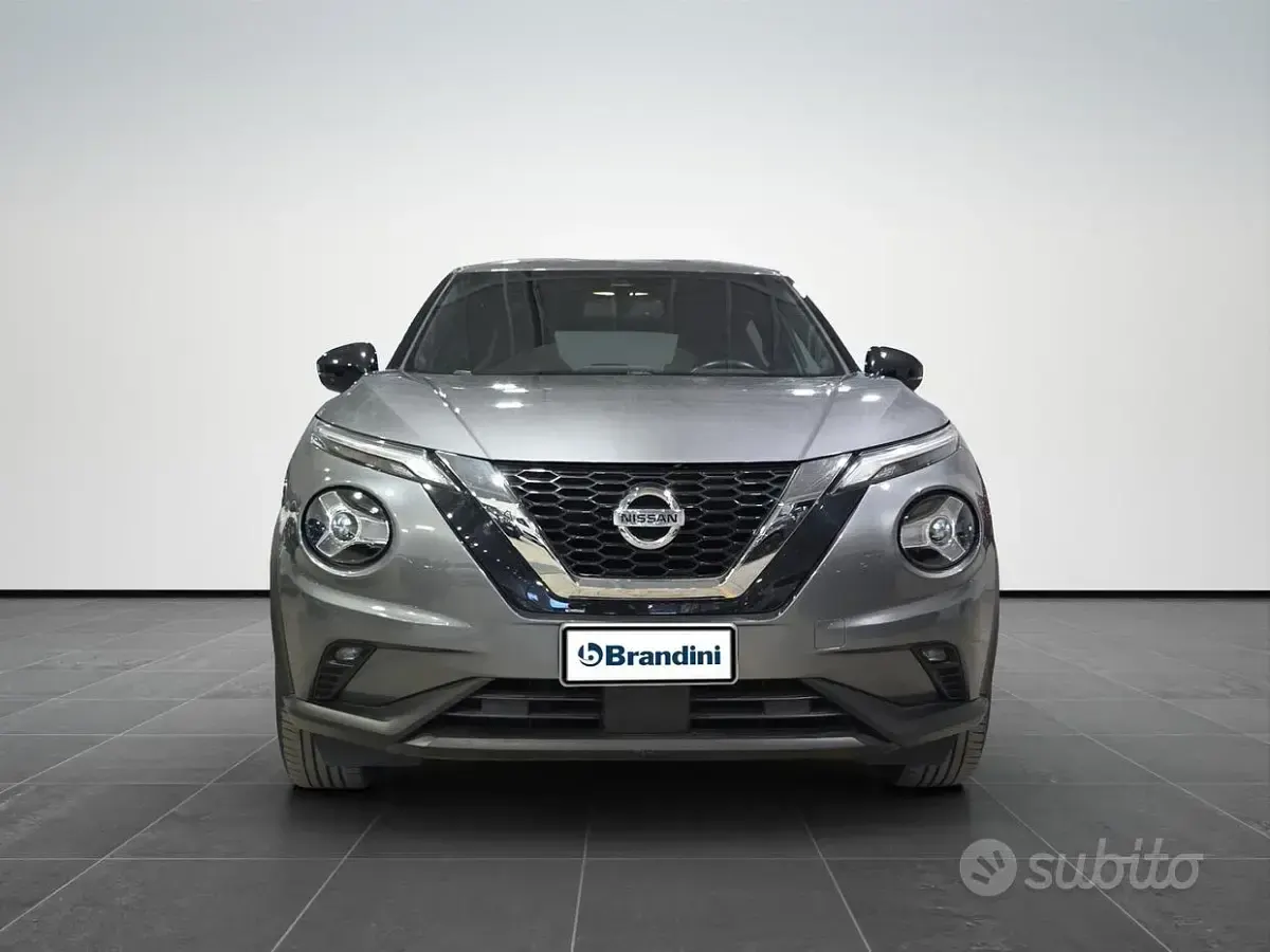 Usata Nissan Juke N-Connecta 114 CV (83 kW) 2022 Grigio piombo SUV