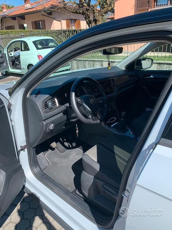 Usata VW T-Roc 115 CV (84 kW) 2019 SUV