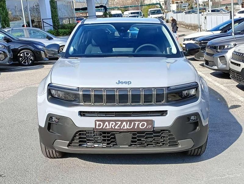 Novo Jeep Avenger Longitude Plus 101 HP (74 kW) 2025 Cinzento SUV